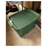 Rubbermaid Storage Tote