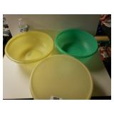 Vintage Tupperware Bowls