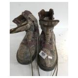 Thinsulate Sz 11 Boots