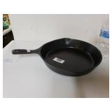 Vintage #8 Cast Iron Skillet