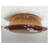 Pyrex Old Orchard Casserole Dish With Top
