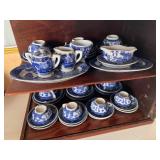 Vintage Early Flow Blue Child