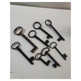 (8) Large Vintage Skeleton Keys