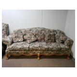 Floral Couch. Matches Lot 5184