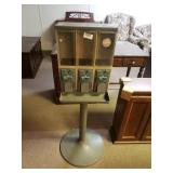 Vendstar 3000 Candy Vending  Machine
