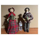 2 Christmas Carolers