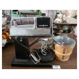 Vintage General Electric Blender And Decorative