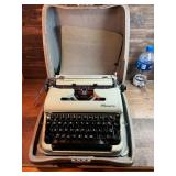Vintage Mint Condition Olympia Typewriter