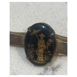 Vintage Asian Gold Tone Clip Pin