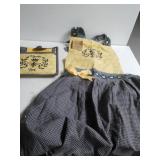 Queen Bee Girlie Apron, Gift Set