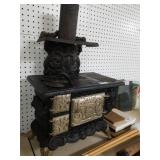 Large Cast Iron Favorite Toy Stove