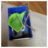 18" Roller Pan With Miscellaneous