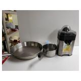 Cuisinart Juicer, Pot, Pan And Serving Tray