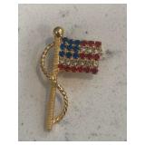 Vintage Intricate American Flag Rhinestone Brooch