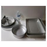 Assorted Baking Pans