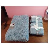 NEW Comfort Bay Bath Rug & Two 5 Packs of Comfort
