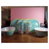 NEW 4 Melamine Plates, 2 Serving Bowls & 2 Double