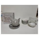 William Morris Teapot, Small Bowls And More