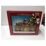 The Village Collection St Nicholas Square Lighted