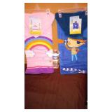 2 Hooded Beach Towels (Unicorn & Pirate)