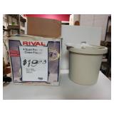 Rival 4 Quart Poly Ice Cream Freezer