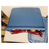 Tote With  Assorted Colored Paper Dish