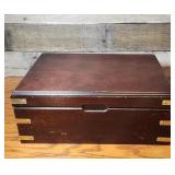 Jewelry box with  jewelry