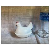 Vintage White Milk Glass Small Hen On A Nest
