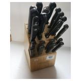 Farberware Knives And Block