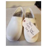 New Dual  Comfort White Crocs