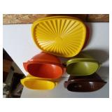 Tupperware Bowls With Tops