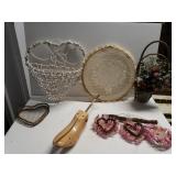 Home Decor And Shoe Stretch