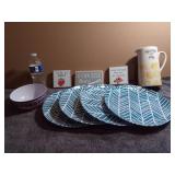 4 Melamine Plates, 1 Melamine Bowl, 1 Ceramic