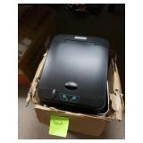 8 Gallon Touchless Trash Can. New