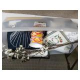 Tote With Pillows, Frames & More