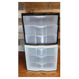 2 Sterlite 3-drawer storage. Clean