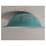 Vintage Pyrex Amish Butterprint Mixing Bowl