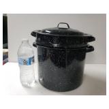 Black Speckle Steam Pot