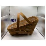 Longaberger Medium Vegetable Heartland Basket