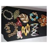 Vintage Jewelry Lot - Mostly Pins