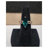 Ladies Sterling Silver Ring W/emerald Colored