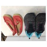 Womens Skechers & Ugg Slip Ons, Sz 7