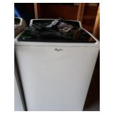 Whirlpool Cabrio Washer. Matches Lot 6000B