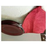 Decorative Red Plastic Plates, Red Table Runner
