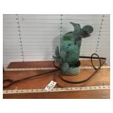 Metal Yard Decoration Humming Bird planter 
Heart