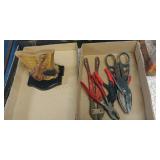 Tool/book Holder Lot