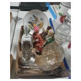 Fox,elephant,bell,plate