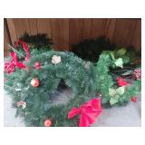 5 Stand Up Wreaths