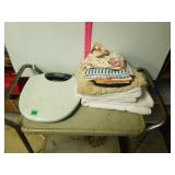 Bathroom Items- Scale & Towels