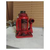 12 Ton Wel-Bilt Bottle Jack Works